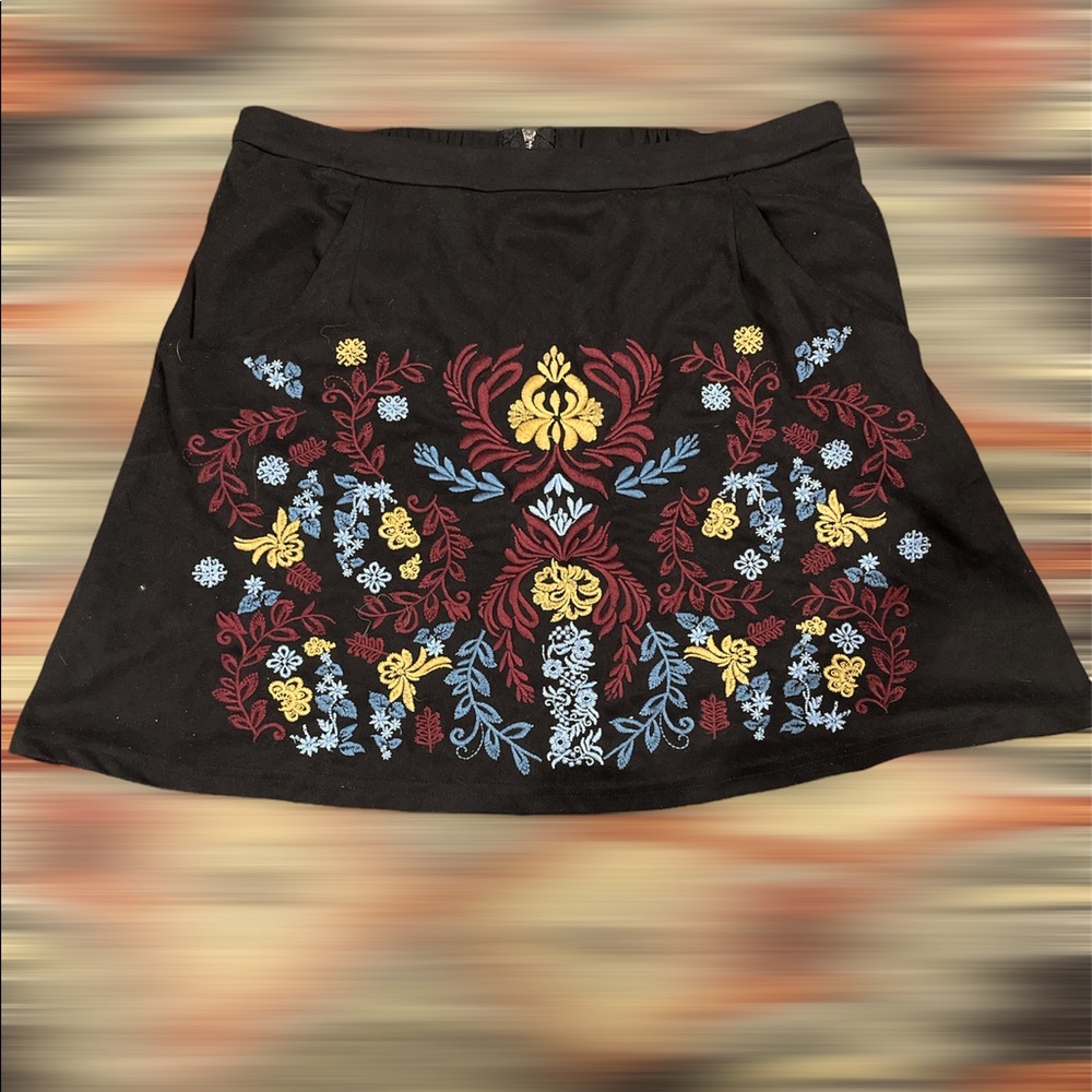Andree By Unit Embroidered Mini Skirt